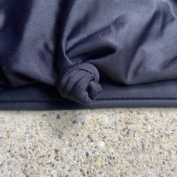 small black shein bikini top - Picture 2 of 3